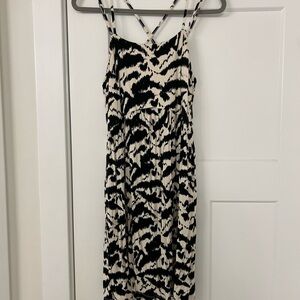 Old Navy Black and Cream Maxi Dress